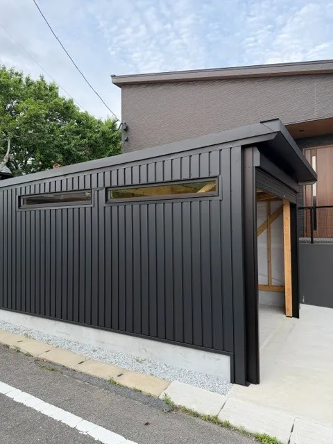 METAL BASE